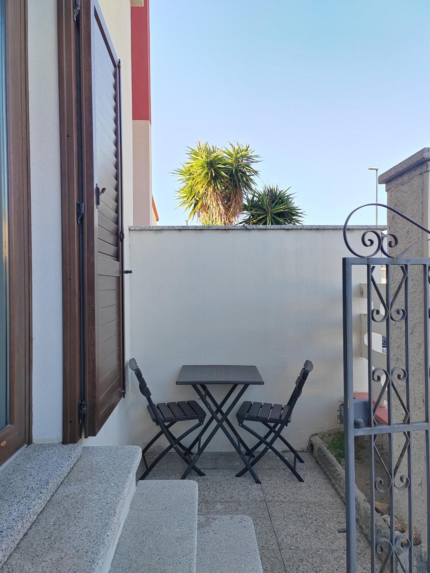 Home of Fame Gallery Apartments Olbia Exterior photo